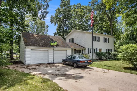 435 W Main, Centreville, MI 49032