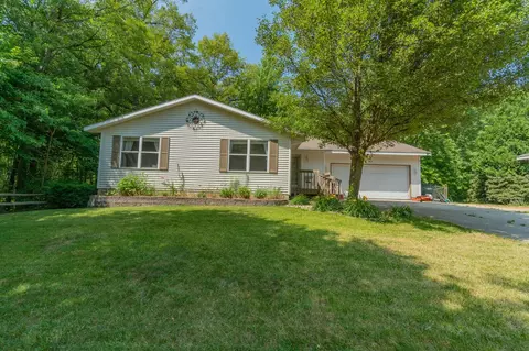 3824 W Giles, Muskegon, MI 49445