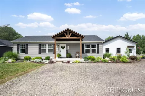5075 Hunsberger, Grand Rapids, MI 49525