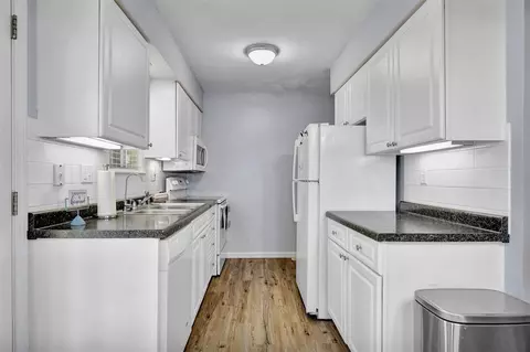 6357 Beechfield, Lansing, MI 48911 photo 9