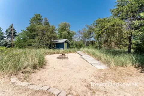18005 Mohawk, Spring Lake, MI 49456 photo 6