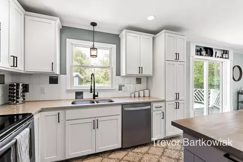 18005 Mohawk, Spring Lake, MI 49456 photo 12