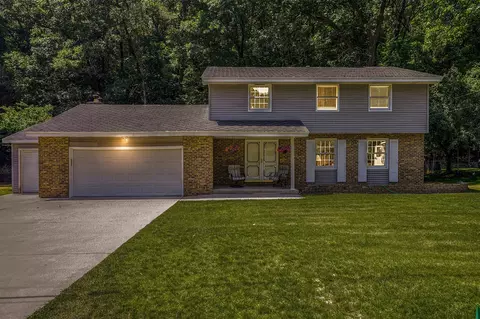 4029 Nob Hl, Norton Shores, MI 49441