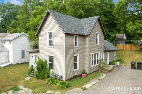 736 N Michigan, Hastings, MI 49058