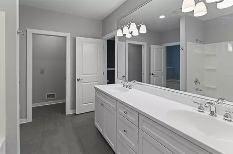 8540 Longleaf, Ada, MI 49301 photo 34
