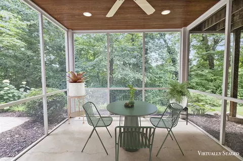 8540 Longleaf, Ada, MI 49301 photo 37