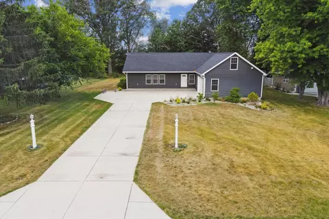 127 Heather, Marshall, MI 49068 photo 3
