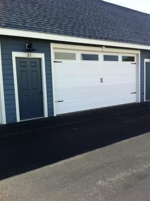21 James Dante #21, New Buffalo, MI 49117