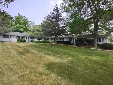 89 N Cook, Hesperia, MI 49421