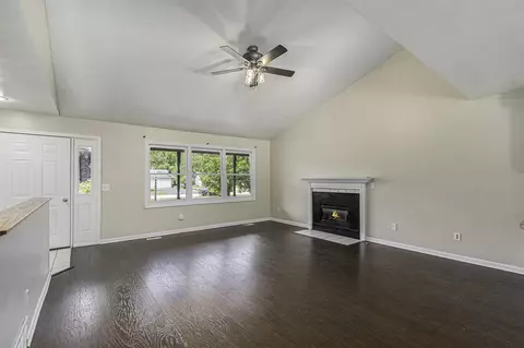 48844 Hickory, Mattawan, MI 49071 photo 4