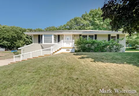 17616 Navaho, Spring Lake, MI 49456