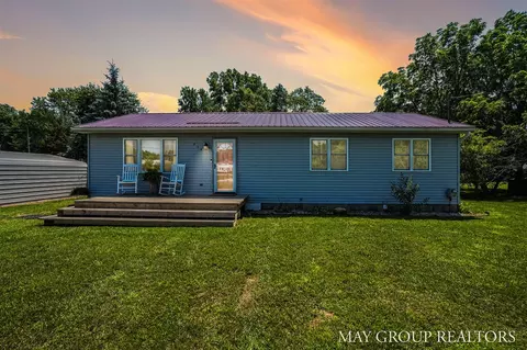 314 North, Edmore, MI 48829