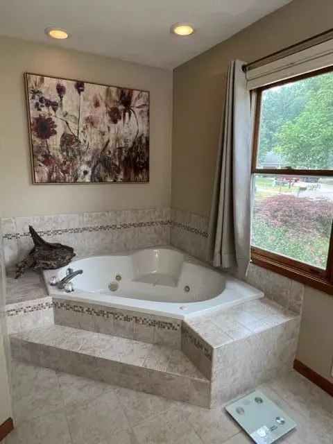 403 Julias, Marshall, MI 49068 photo 34