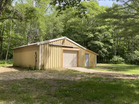 3306 E Monroe, White Cloud, MI 49349 photo 4