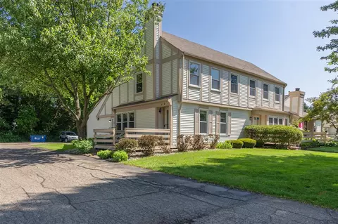 3096 Sturgeon Bay, Portage, MI 49024