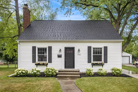 1715 Winton, Kalamazoo, MI 49001