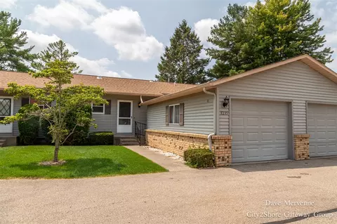 3235 Piccadilly #39, Kentwood, MI 49512