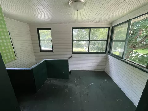 519 Seymour, Jackson, MI 49202 photo 26