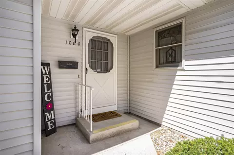 1080 Walnut Grv, Muskegon, MI 49441