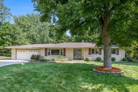 6145 Woodlea, Kalamazoo, MI 49048