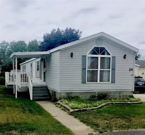 155 E 48th #24, Holland, MI 49423