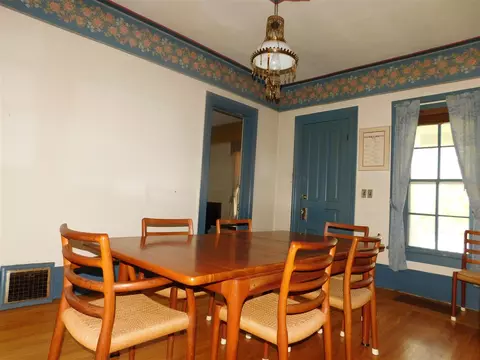 201 E Delaware, Decatur, MI 49045 photo 8