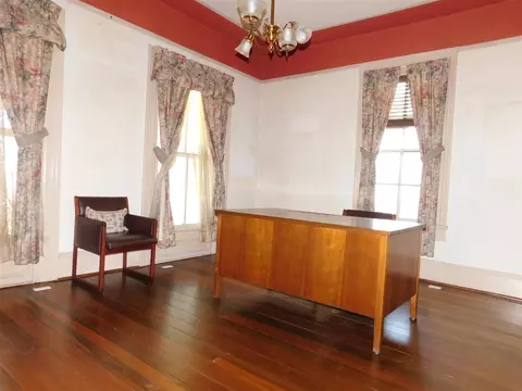 201 E Delaware, Decatur, MI 49045 photo 12