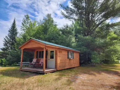 1632 Muskegon, Harrison, MI 48625
