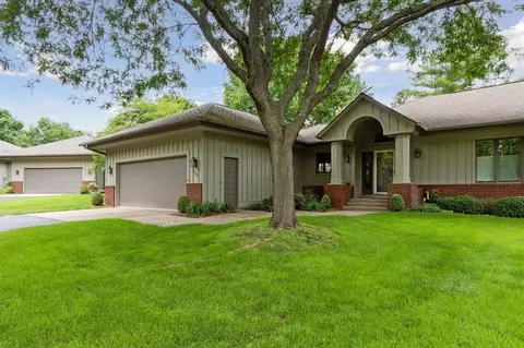 6369 Thornhills, Grand Rapids, MI 49546
