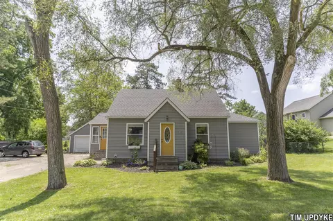3280 Bauer, Jenison, MI 49428