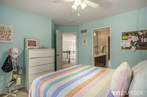7769 Autumn Woods, Ada, MI 49301 photo 32