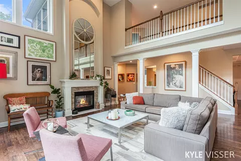 7769 Autumn Woods, Ada, MI 49301 photo 9