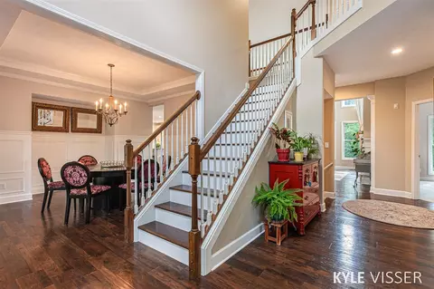 7769 Autumn Woods, Ada, MI 49301 photo 3