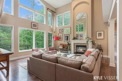 7769 Autumn Woods, Ada, MI 49301 photo 8