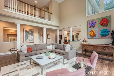 7769 Autumn Woods, Ada, MI 49301 photo 10