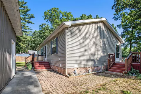 2966 S Staines, Stanton, MI 48888 photo 5
