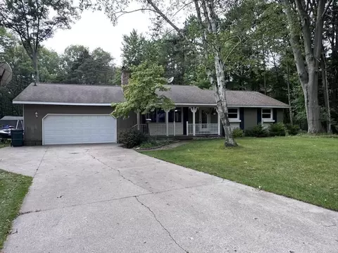5066 Brookside, Montague, MI 49437