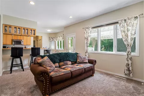 3584 Walnut, Hamilton, MI 49419 photo 3