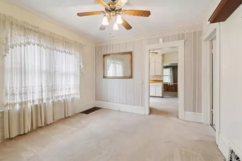 156 N Dettman, Jackson, MI 49202 photo 11