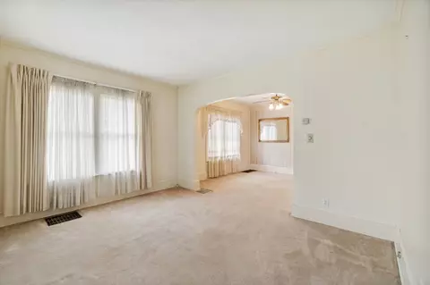 156 N Dettman, Jackson, MI 49202 photo 14
