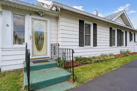 156 N Dettman, Jackson, MI 49202 photo 6