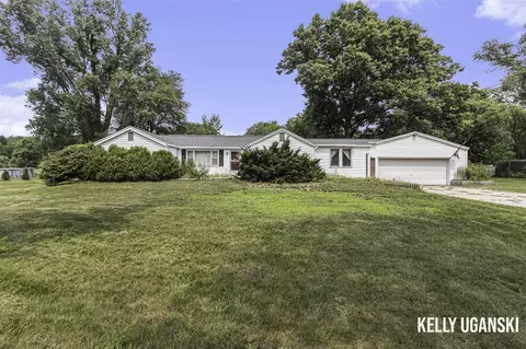 13585 Cleveland, Nunica, MI 49448