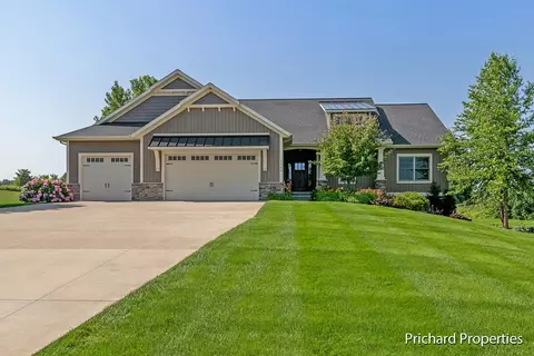 3160 Ridge Prt, Grand Rapids, MI 49544