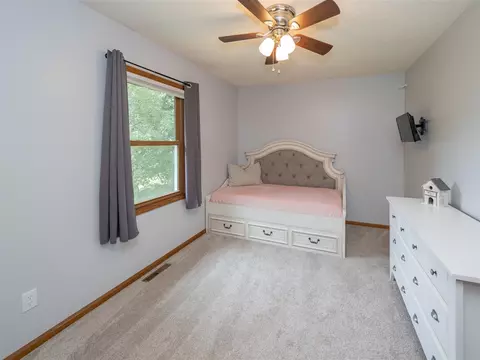 10462 E S, Scotts, MI 49088 photo 18