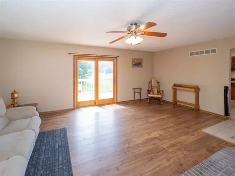 10462 E S, Scotts, MI 49088 photo 10