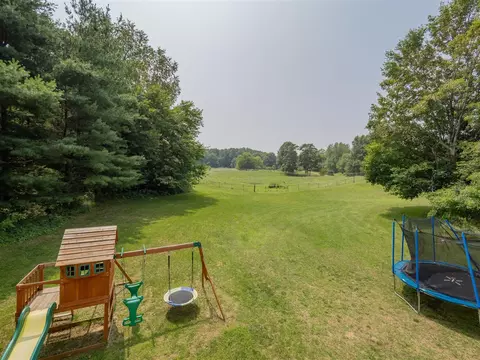 10462 E S, Scotts, MI 49088 photo 32