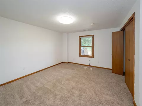 10462 E S, Scotts, MI 49088 photo 24