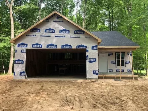6771 E Four Seasons, Newaygo, MI 49337