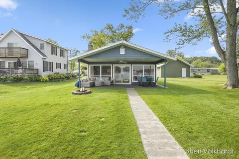 22380 Lake, Pierson, MI 49339