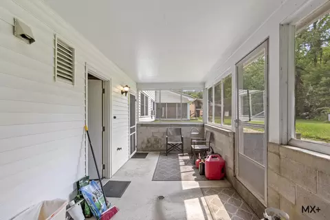 1407 W Ellis, Belding, MI 48809 photo 17